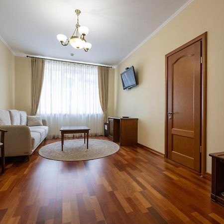 Stanislaviv Hotel Ivano-Frankivsk Ngoại thất bức ảnh