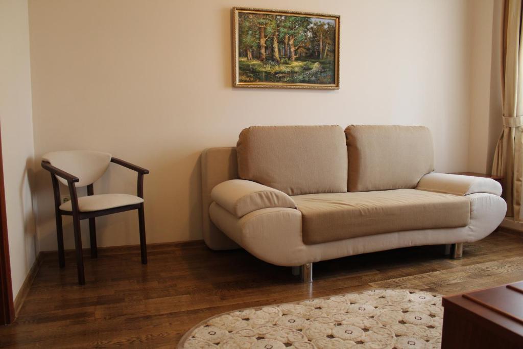 Stanislaviv Hotel Ivano-Frankivsk Ngoại thất bức ảnh